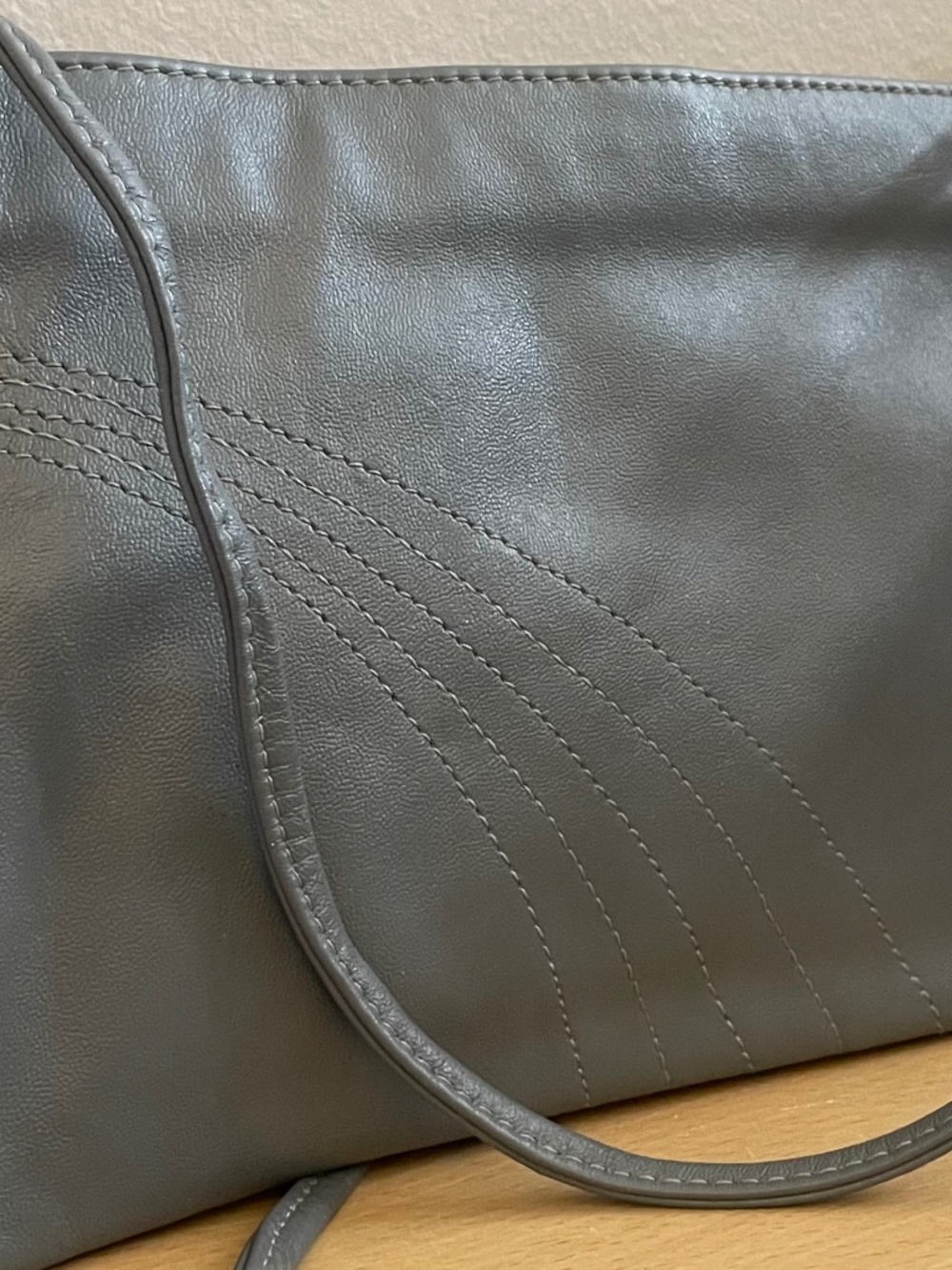 Vintage 80s Karnig Mann Grey Leather Handbag – Excellent Vintage Condition - Picture 3 of 15
